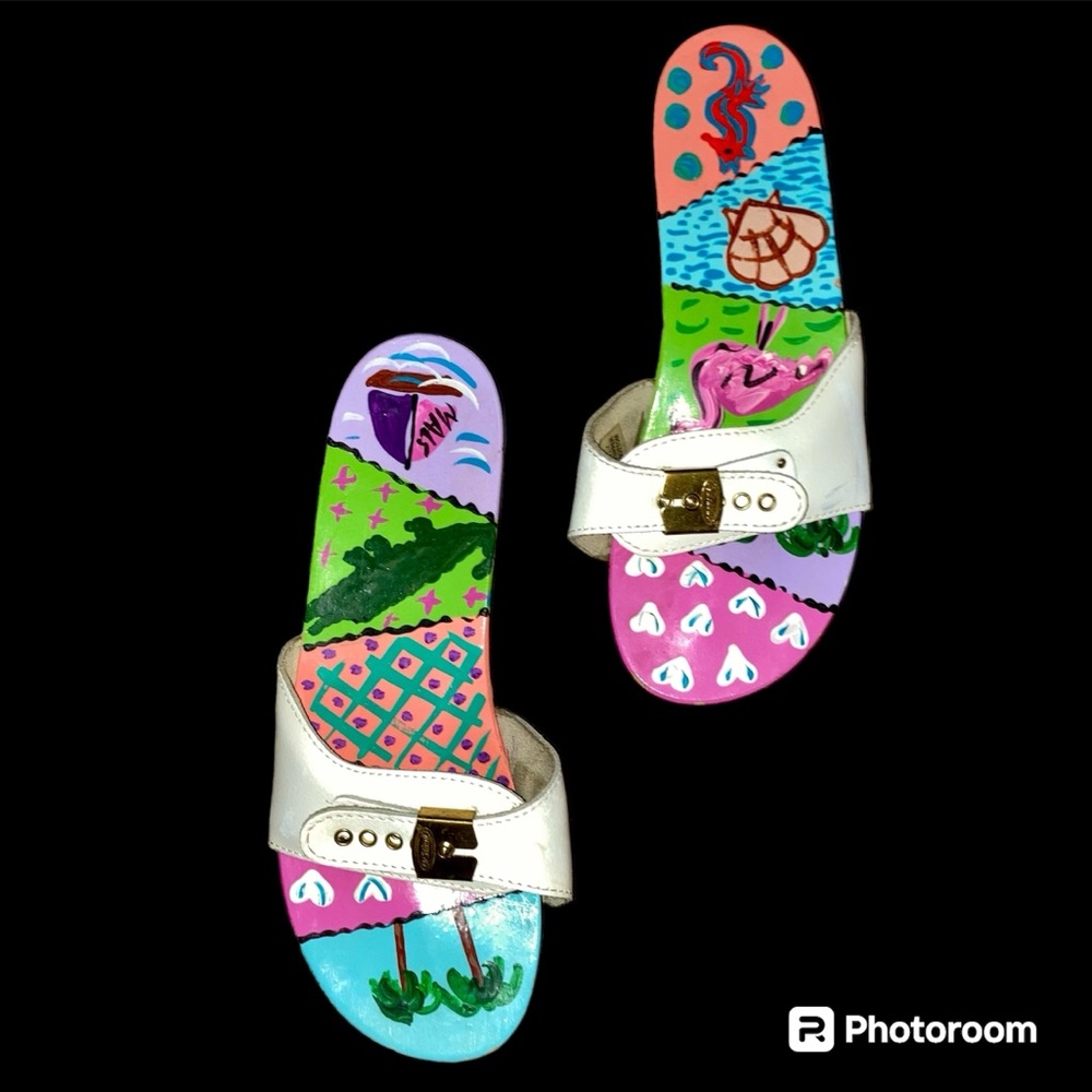 Dr Scholls Custom Hand Painted Sandals Beachy Seaside Motif. Size 8
